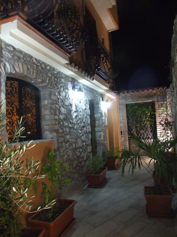 Mamma Maria Bed & Breakfast Taormina Bagian luar foto